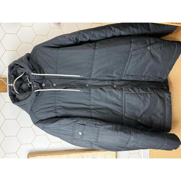 vuori Men's Langley Black Insulated Jacket Camo Lining - Size - XL - Picture 13 of 13